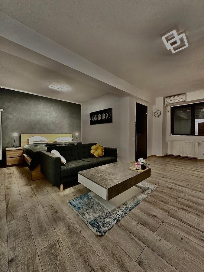 Shiro Daire Bükreş Dış mekan fotoğraf